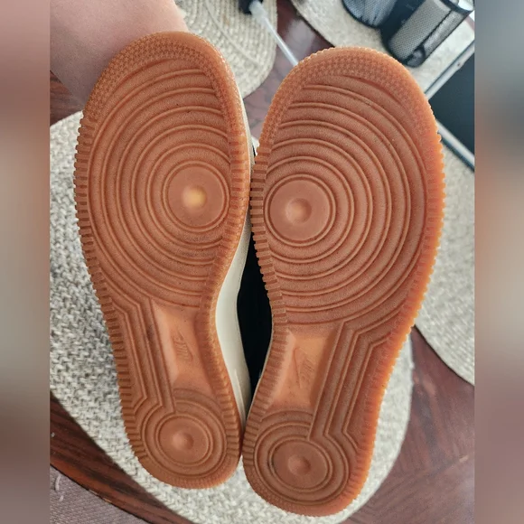 Navy Blue Nike Air Force 1s - Picture 3 of 4